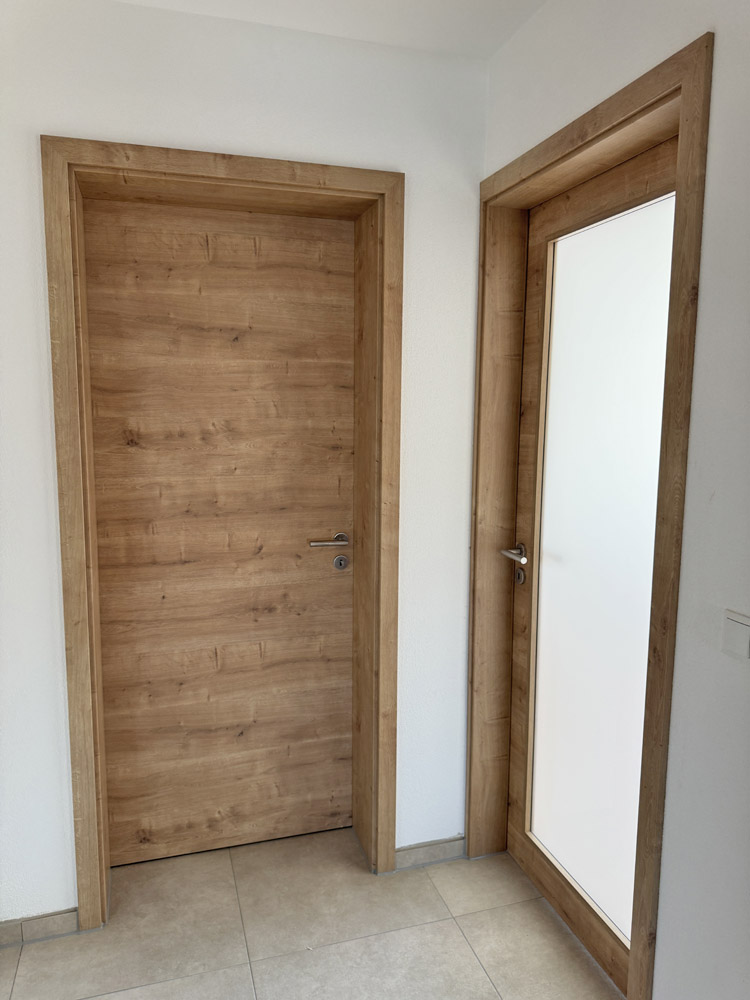 T�ren Etagenwohnung Untrasried / Hopferbach