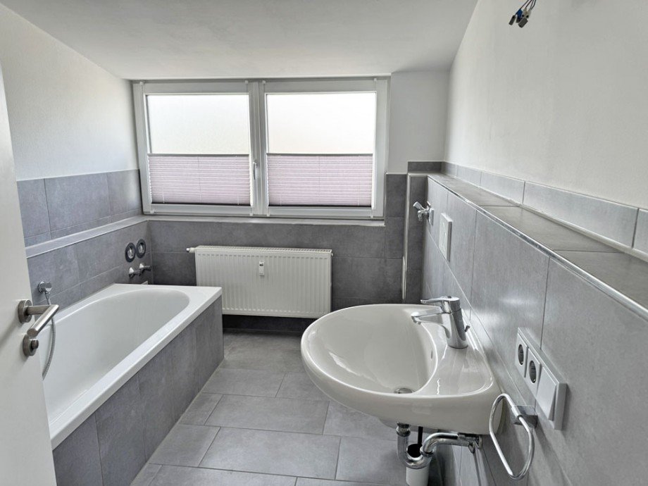 Bad Dachgeschosswohnung G�nzach