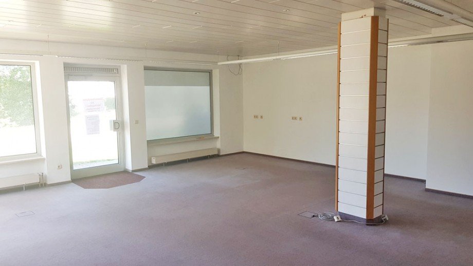 Laden Einzelhandel Oberg�nzburg