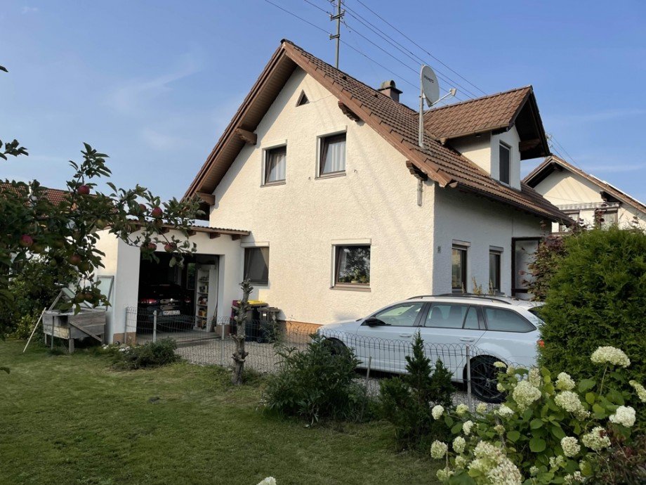 2 Ansicht Westen_Garage Einfamilienhaus Westerheim