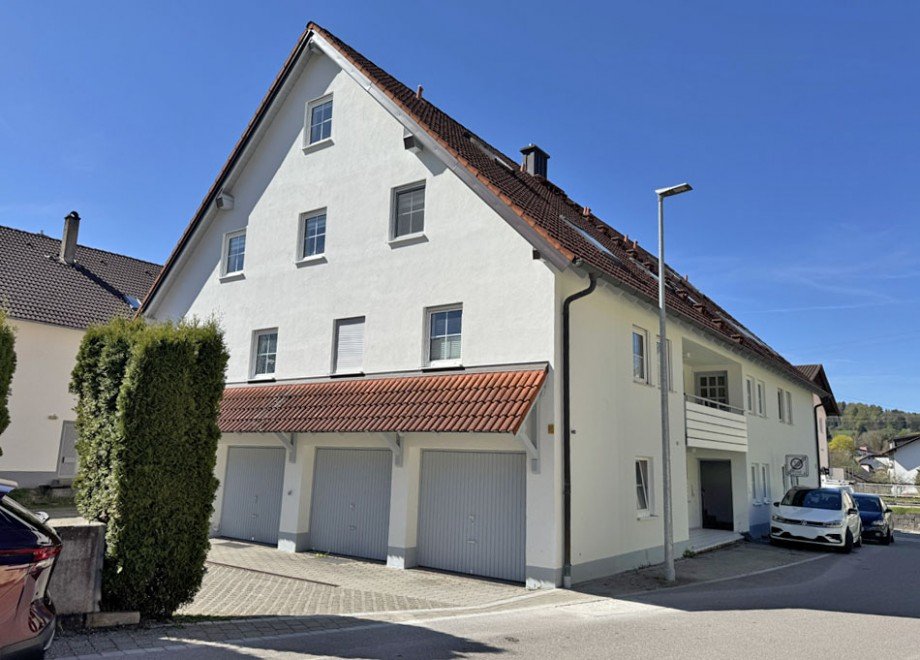 Nordostansicht Terrassenwohnung Oberg�nzburg