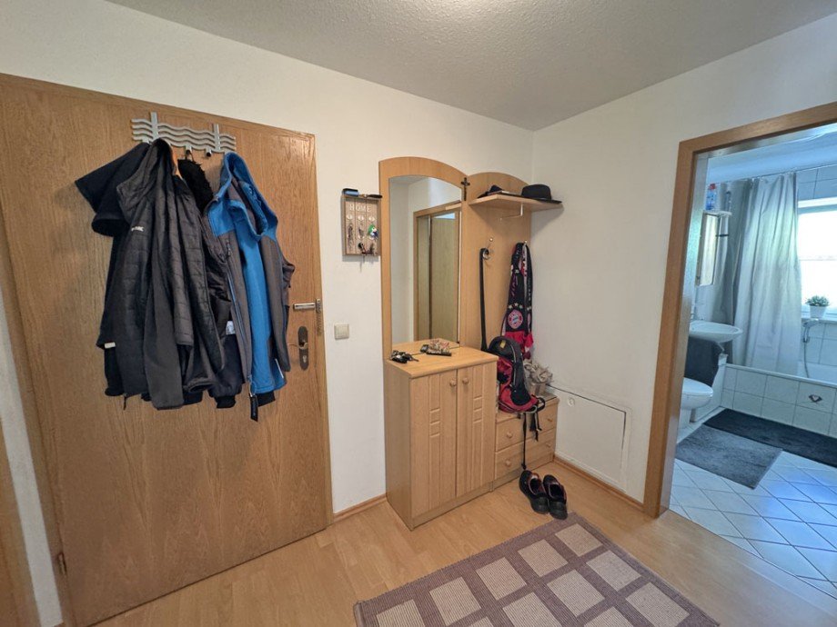 Diele Terrassenwohnung Oberg�nzburg