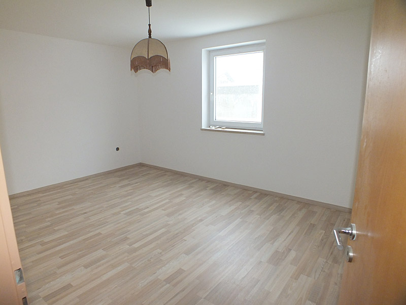 Schlafen Erdgeschosswohnung Oberg�nzburg