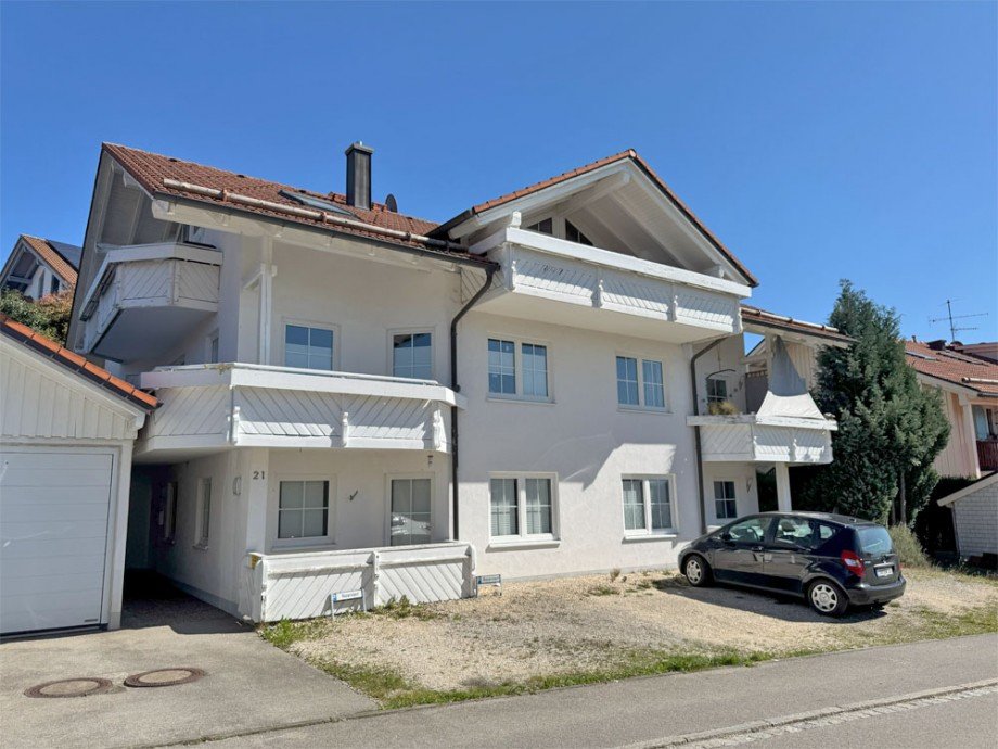 Westansicht Dachgeschosswohnung Haldenwang