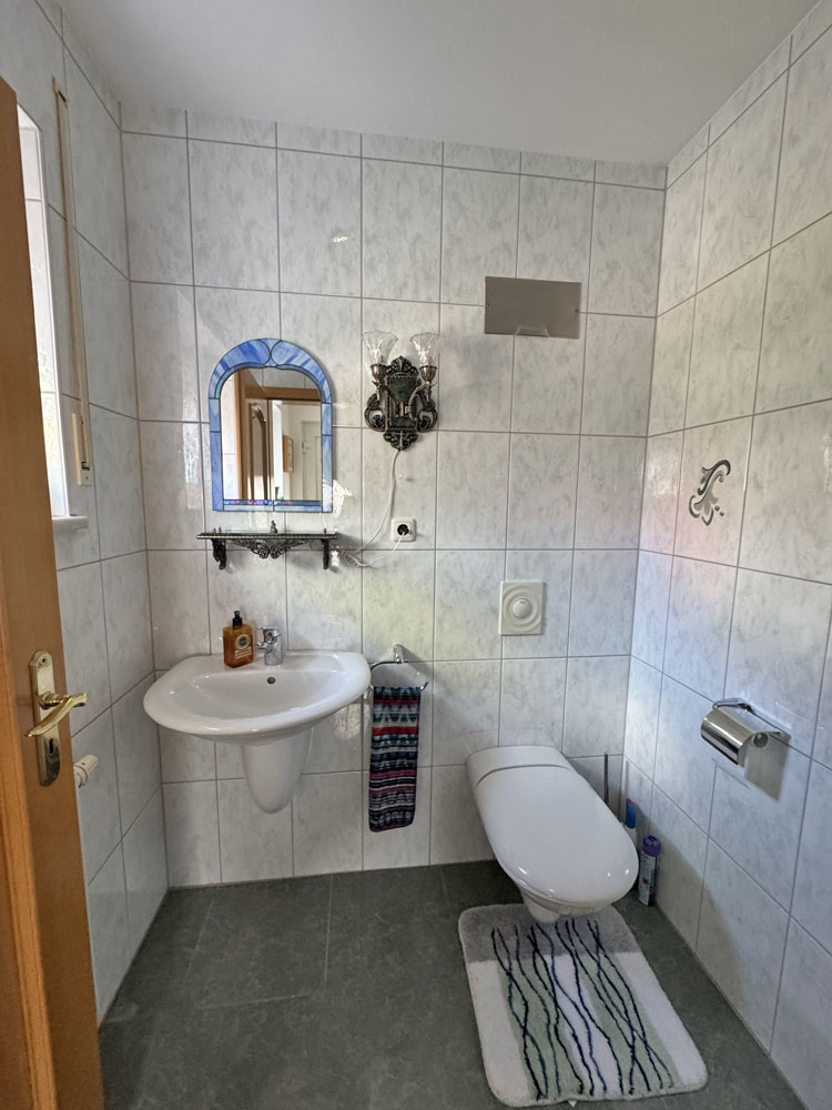 G�ste-WC Einfamilienhaus Memmingen / Eisenburg